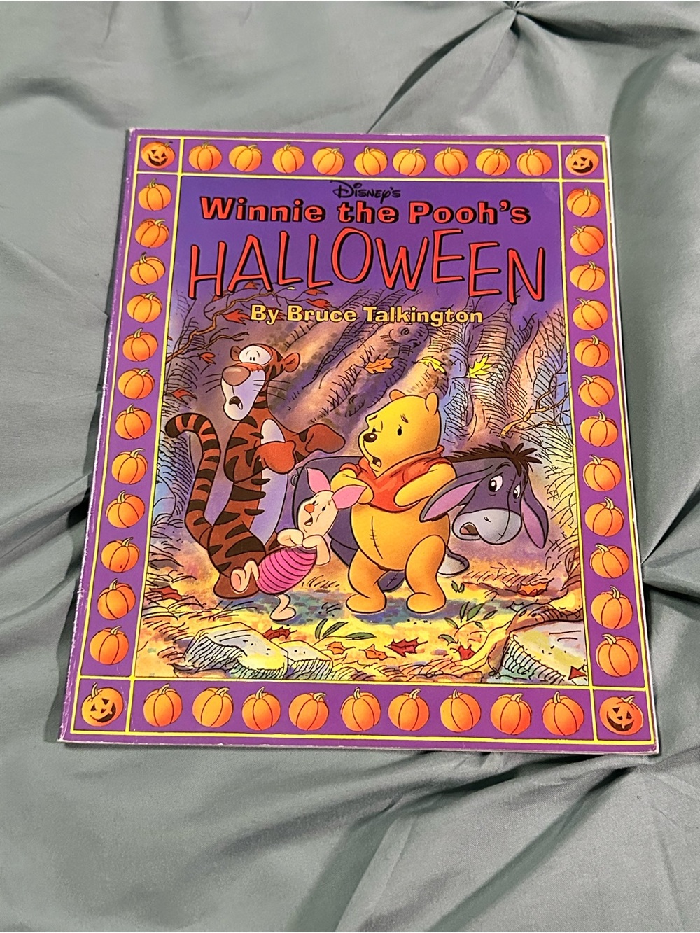 Vintage 1993 Halloween Winnie The Pooh Children’s Book